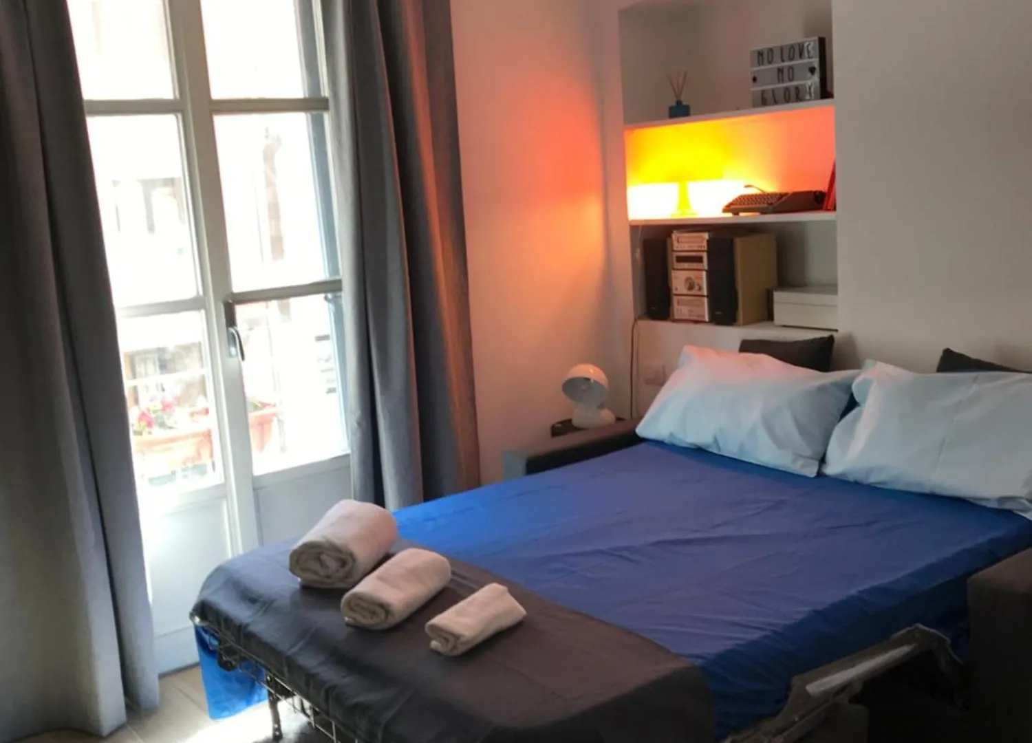 Porta Venezia Small House Milan Italy